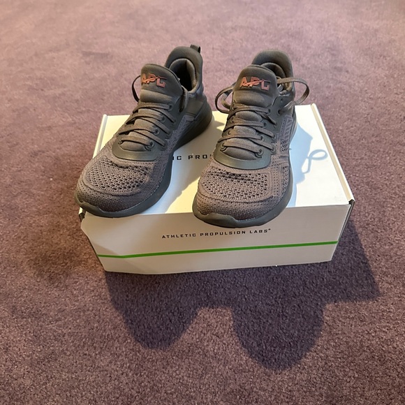 APL Techloom Tracer - Picture 1 of 2